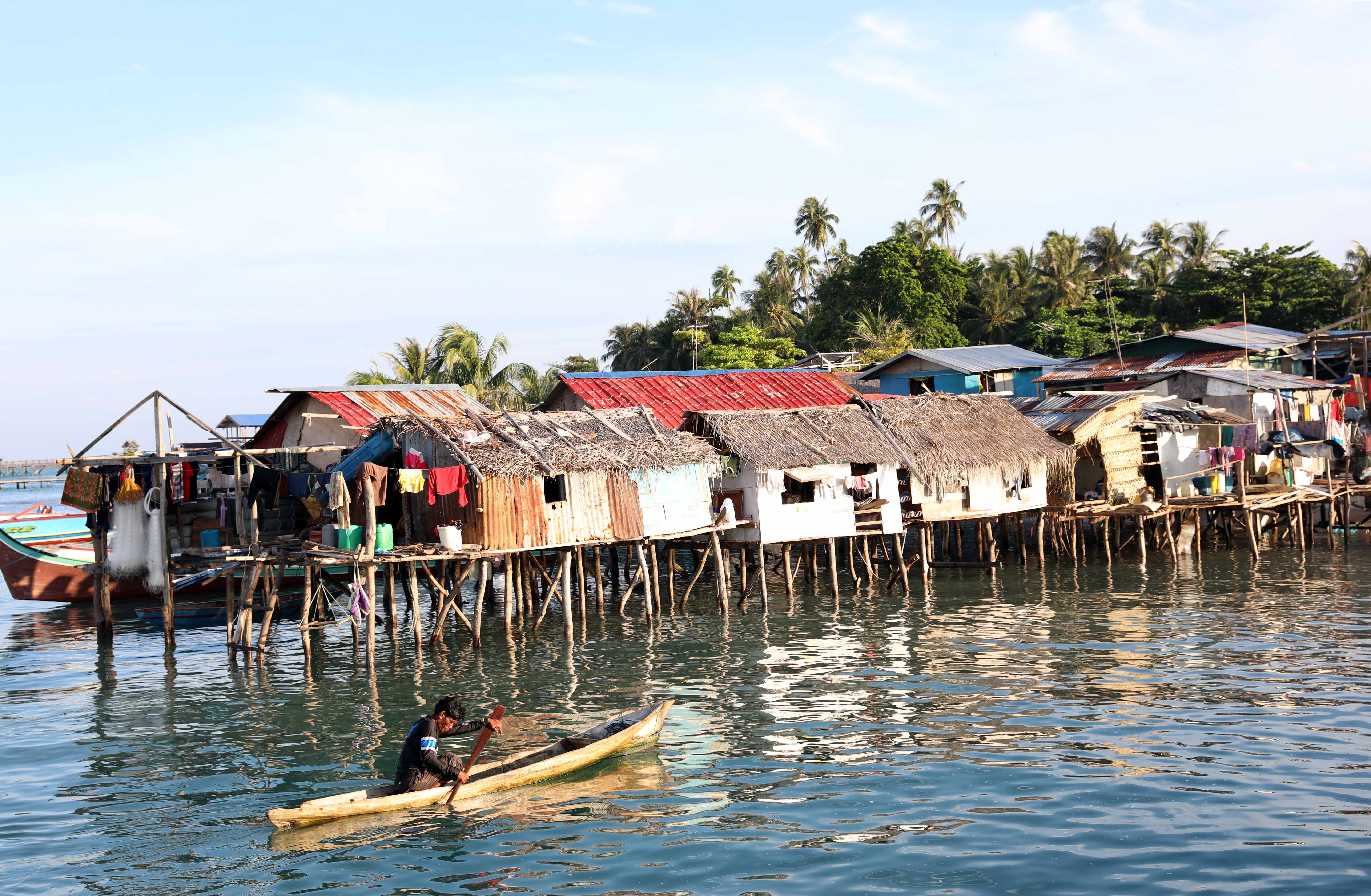 Borneo, Part 1 – Mount Kinabalu, River Rafting and Scuba Diving