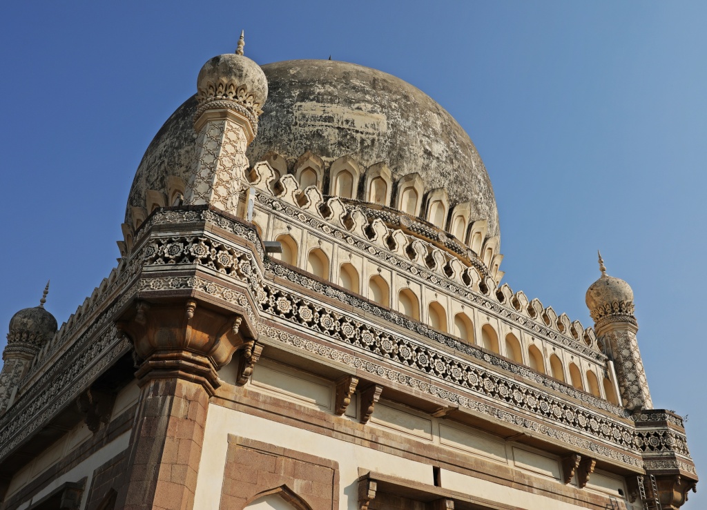 Qutub Shah's Tomb