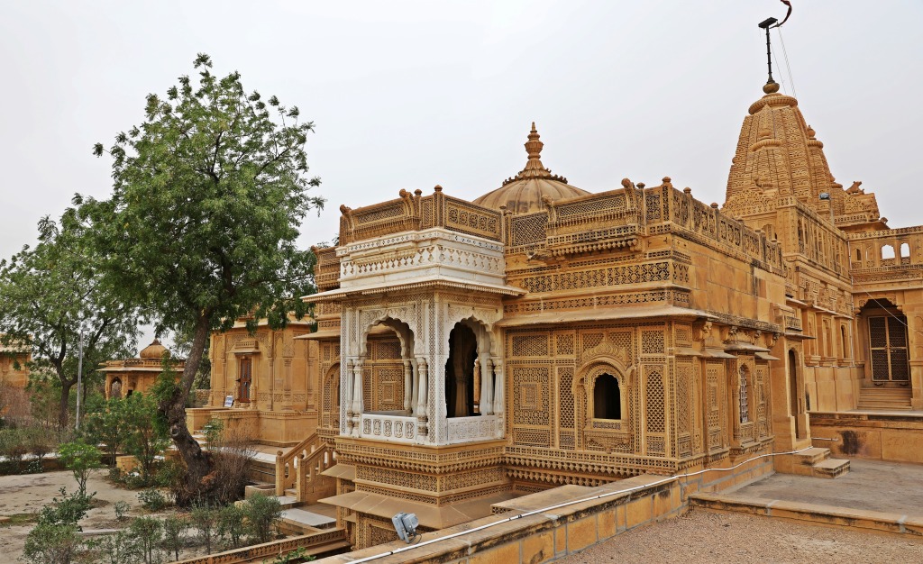 Amer Sagar Temple