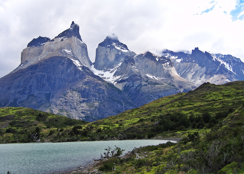 Cuernos del Paine and Lago Nordenskjold