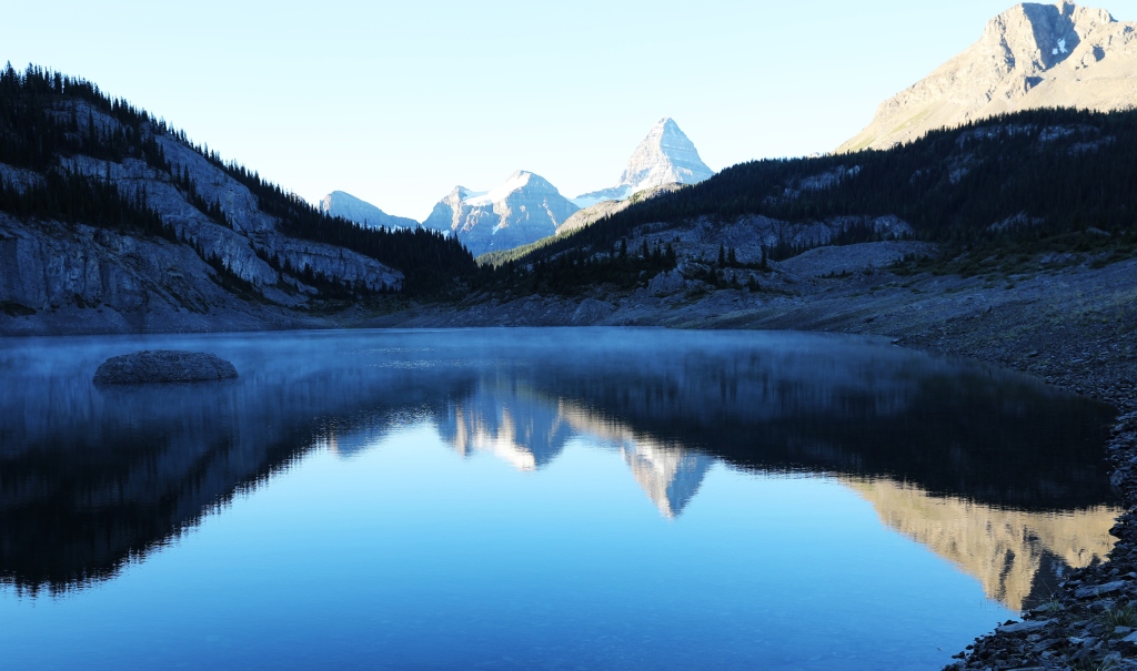 Morning reflection on Og Lake