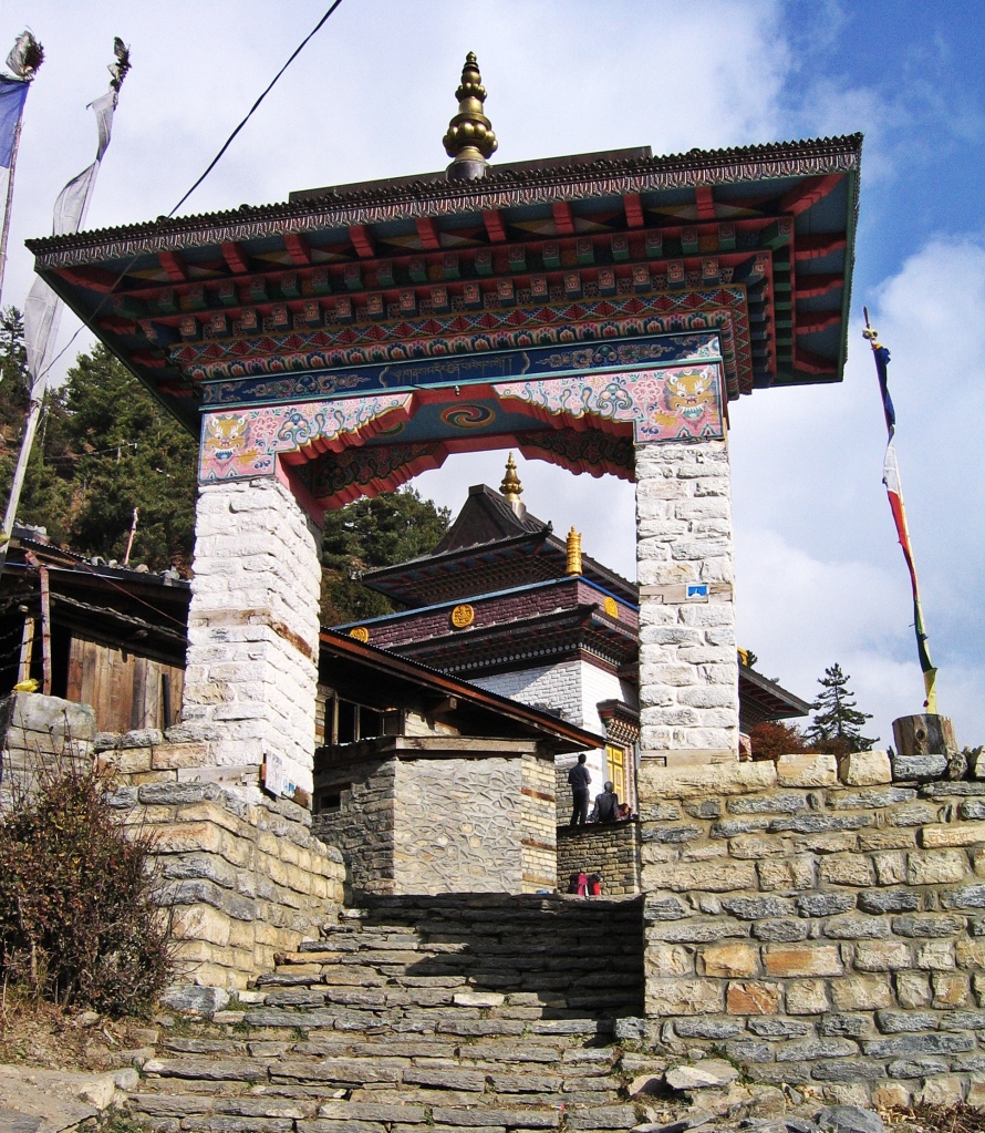 Buddhist gompa, Upper Pisang