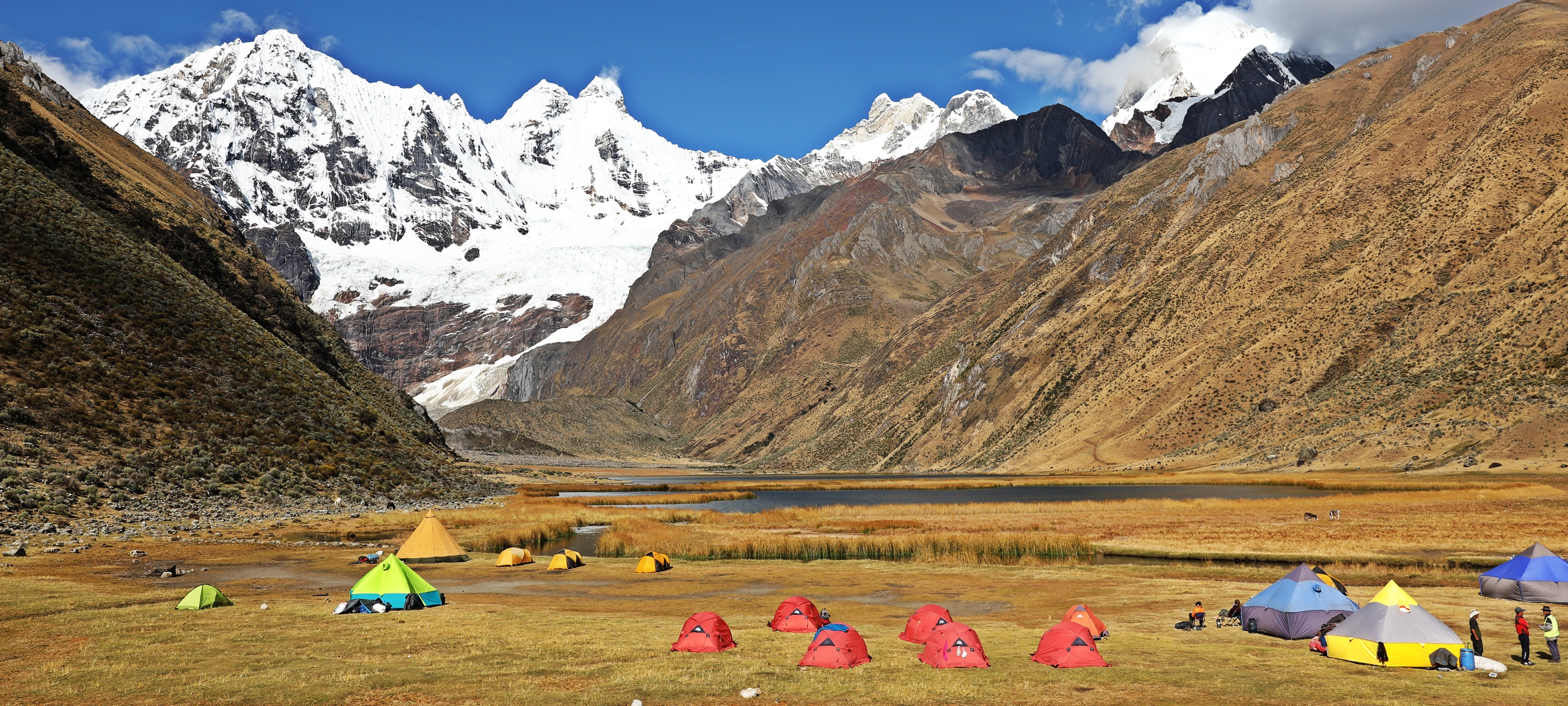 Laguna Yahuacocha Camp