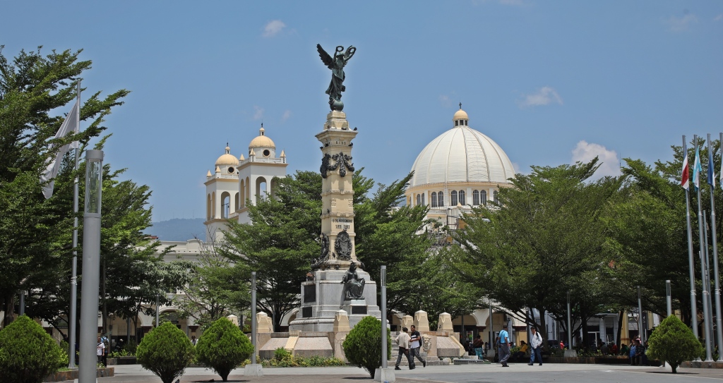 Cathedral behind Plaza Libertad, San Salvador