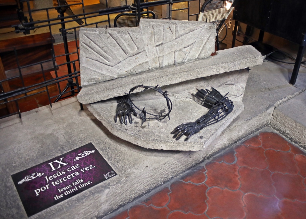 14 Stations of the Cross, Iglesia Rosario, Plaza Libertad, San Salvador