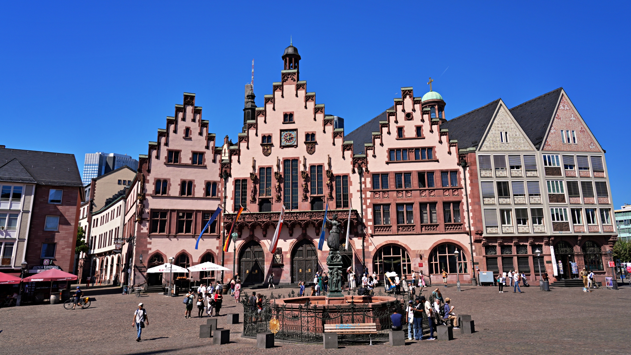 Explore Frankfurt’s Old Town